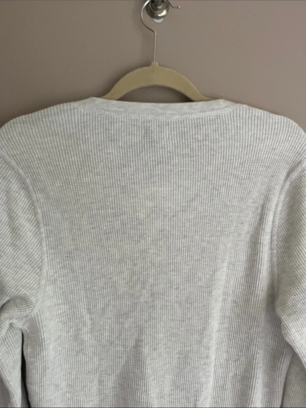 J Crew Light Grey Long-Sleeve Thermal Henley size medium